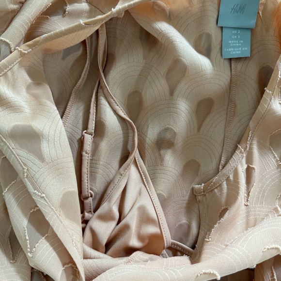 Flowy Dress - Picture 6 of 9